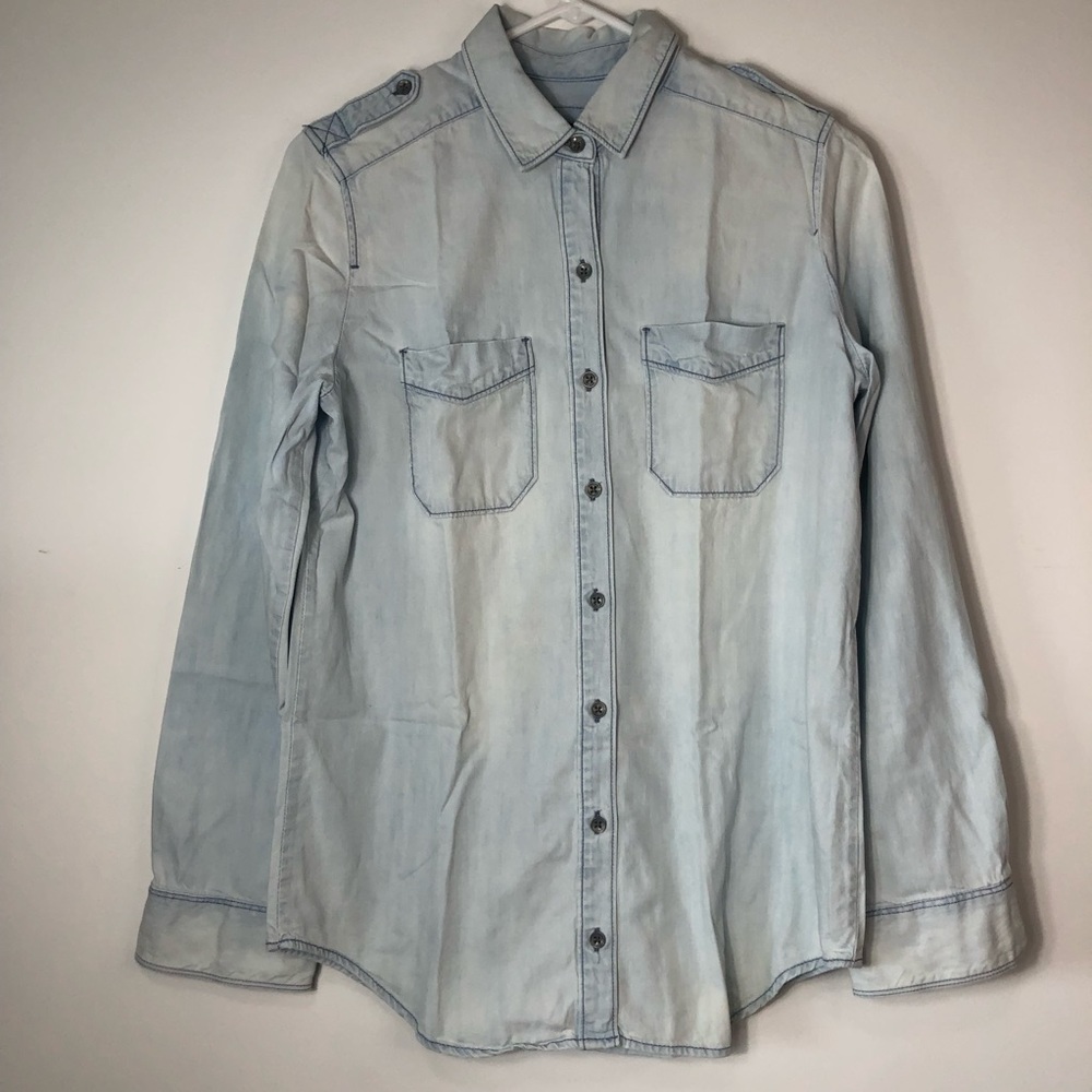 Express long sleeve bottom down shirt size S